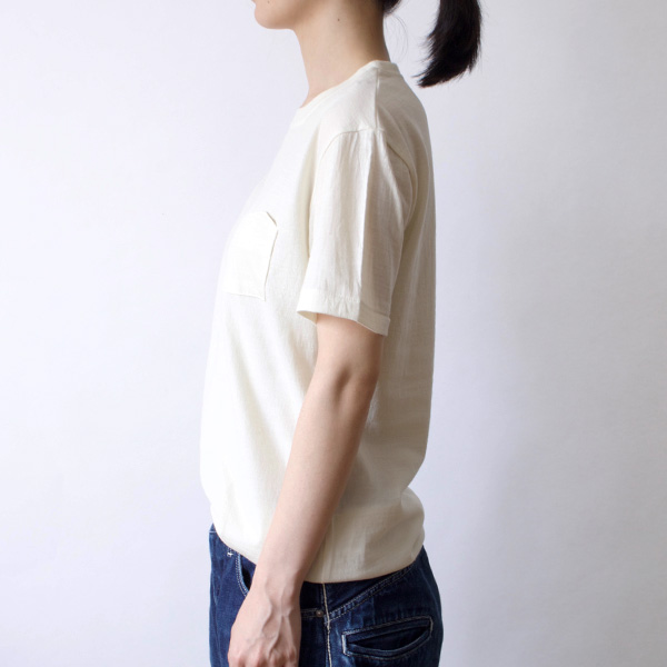 ウールTシャツ／糸と色（イトトイロ）｜愛着を持ってずっと使い